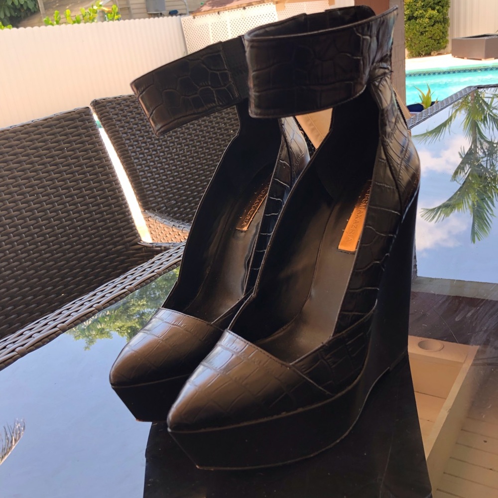 Bcbgmaxzaria shoes